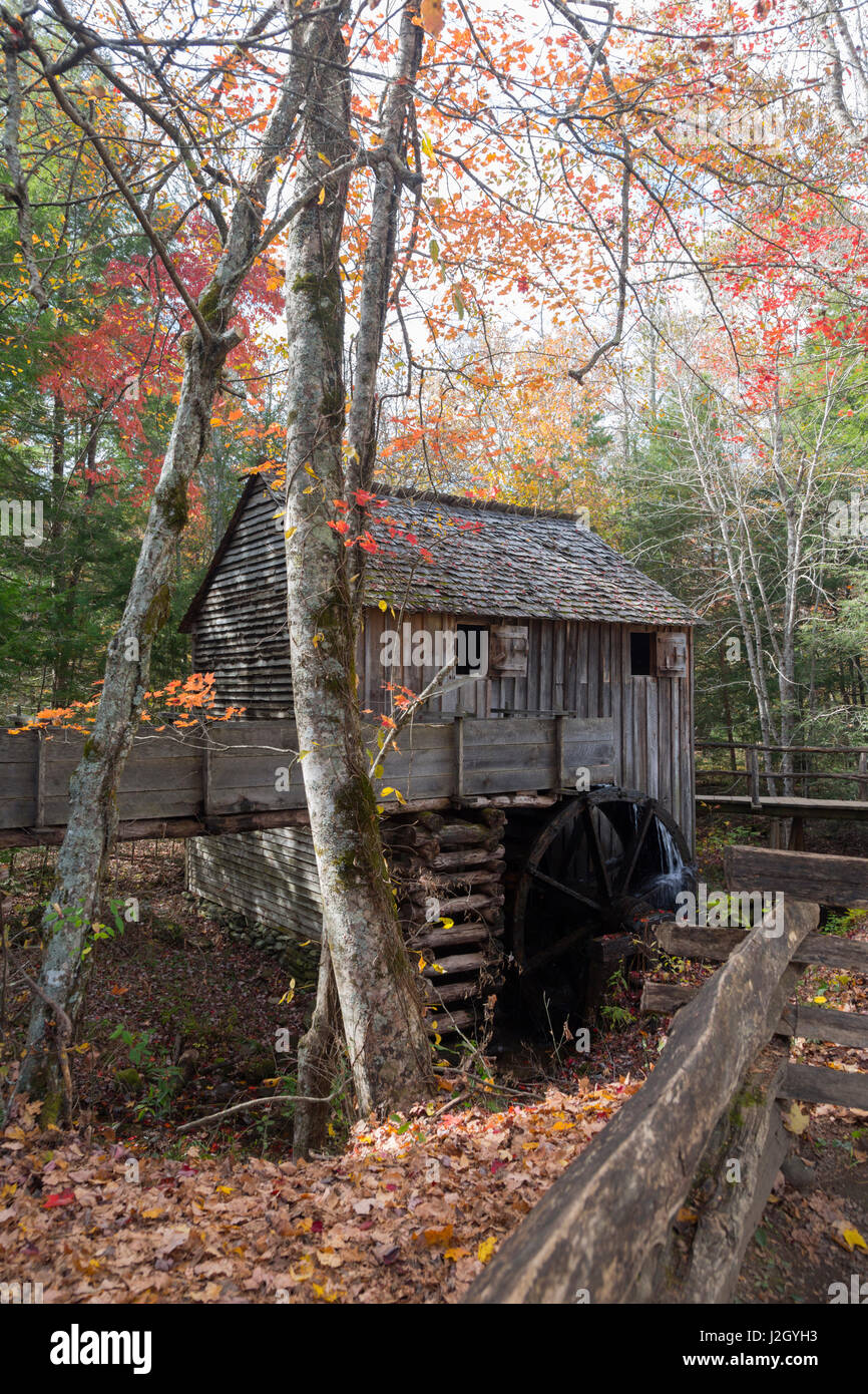 Tennessee, Great Smoky Mountains National Park, Cades Cove, Cable Mill Historic Area, John P. Cable grist mill, water wheel powered mill, sits on original site, built circa 1870 Stock Photo