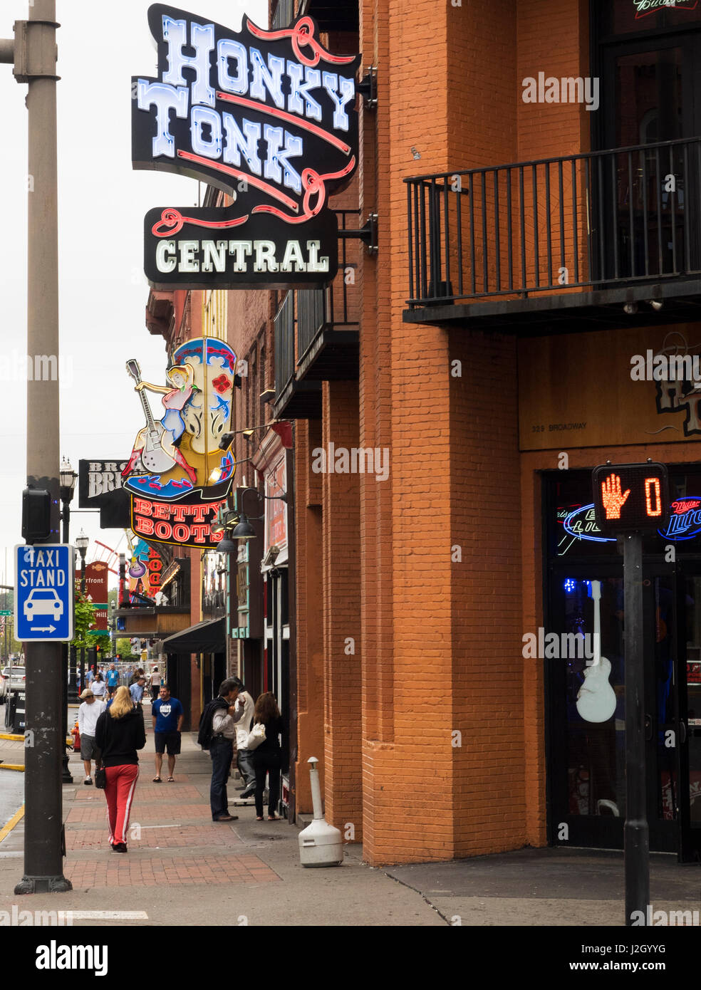 Bars marquees along broadway hires stock photography and images Alamy