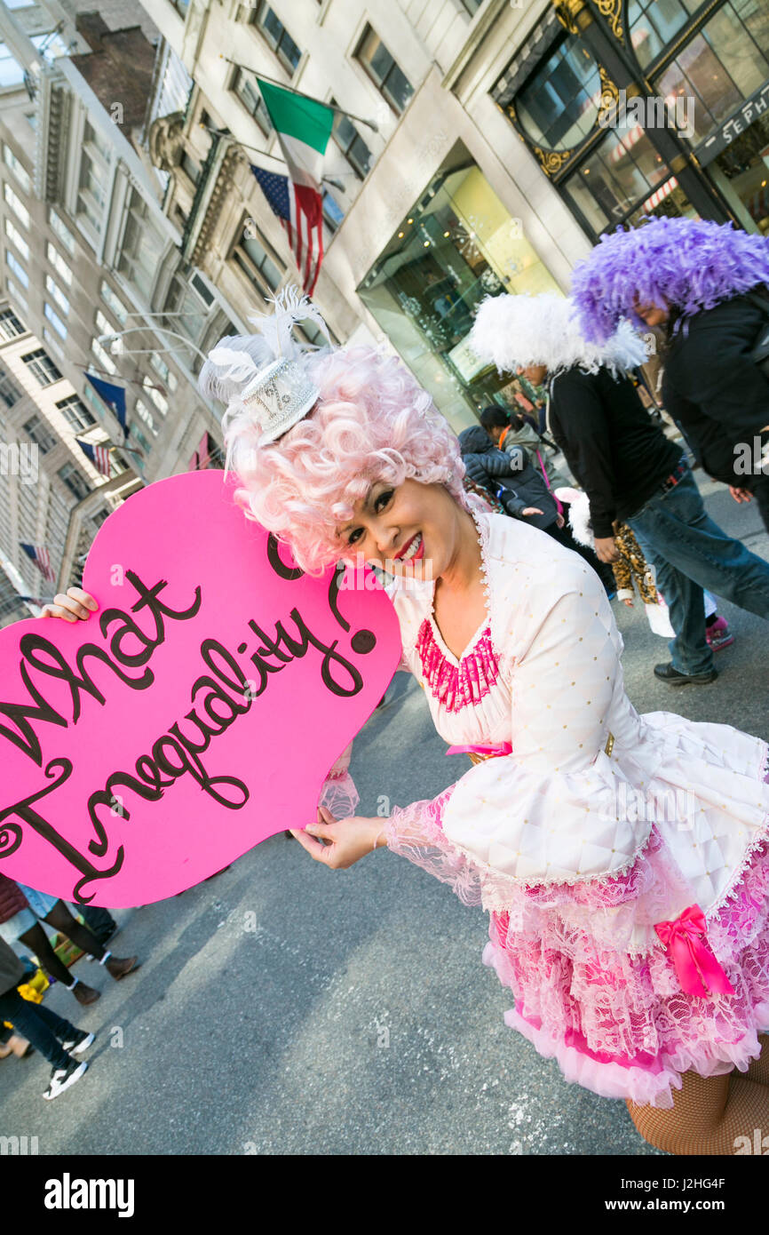 New York City, NY, USA. Young woman in costume at the Easter Parade down 5th Avenue. Stock Photo
