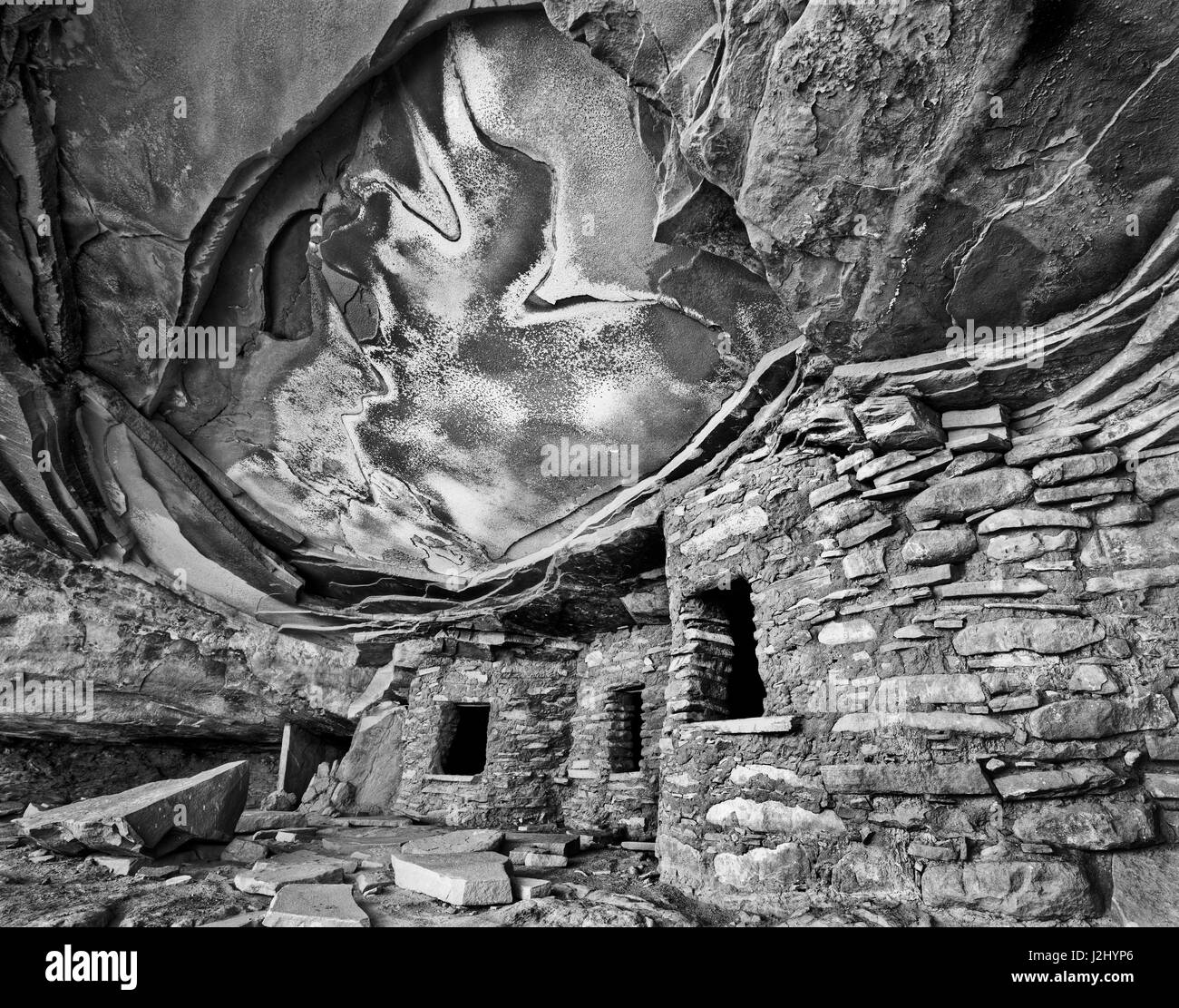 Anasazi granary, Cedar Mesa, Utah, USA Stock Photo - Alamy