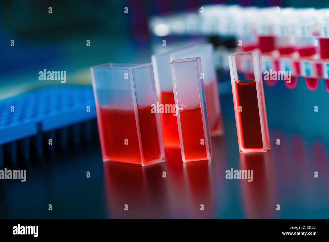 Cuvette hires stock photography and images Alamy