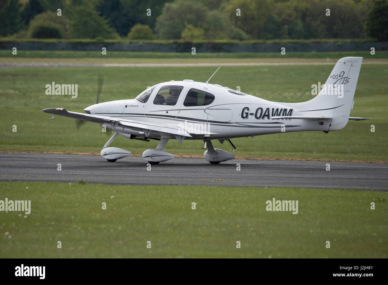 Cirrus SR20 GTS G3 aricraft takes off, North Weald Airfield Stock Photo