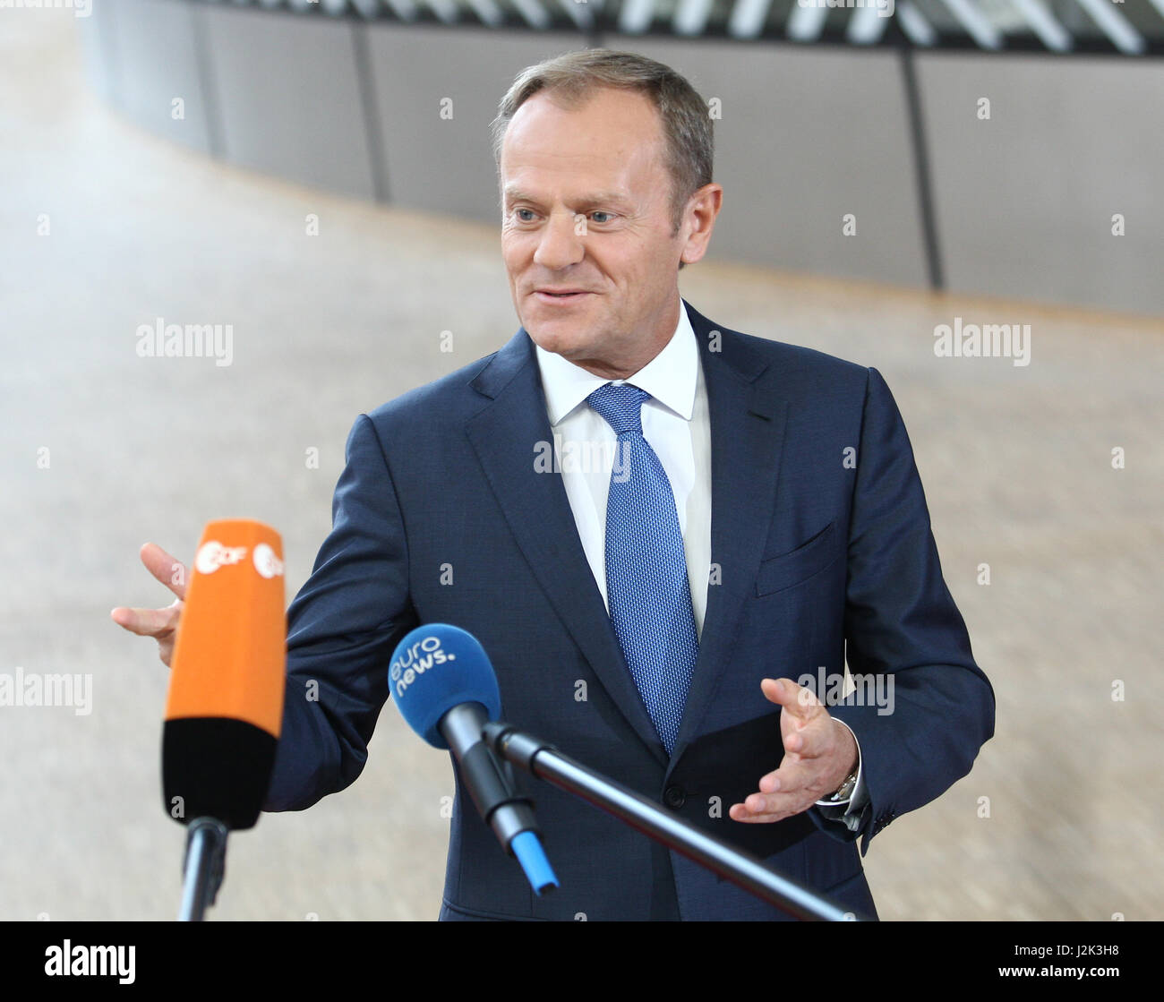 Brussels, Belgium. 29th Apr, 2017. Special Meeting European Council (ART.50) Brexit, doorstep of European Council President Donald Tusk. Credit: Leo Cavallo/Alamy Live News Stock Photo