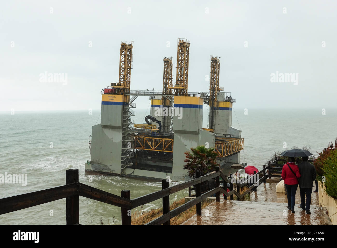 Benalmadena, Andalusia, Spain, 29 april 2017. Industrial Platform drifting off Benalmádena coastline runs aground at Costa del Sol. The platform was being towed to Malaga when the steel cable broke due to the rough seas, Spanish coast.  © Perry van Munster/ Alamy Live News Stock Photo