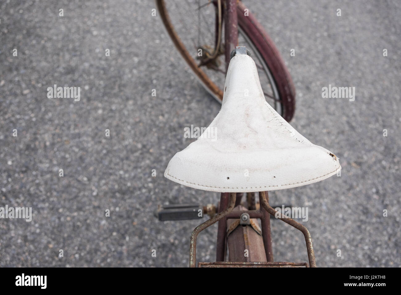 Leather seat old bicycles Stock Photo Alamy