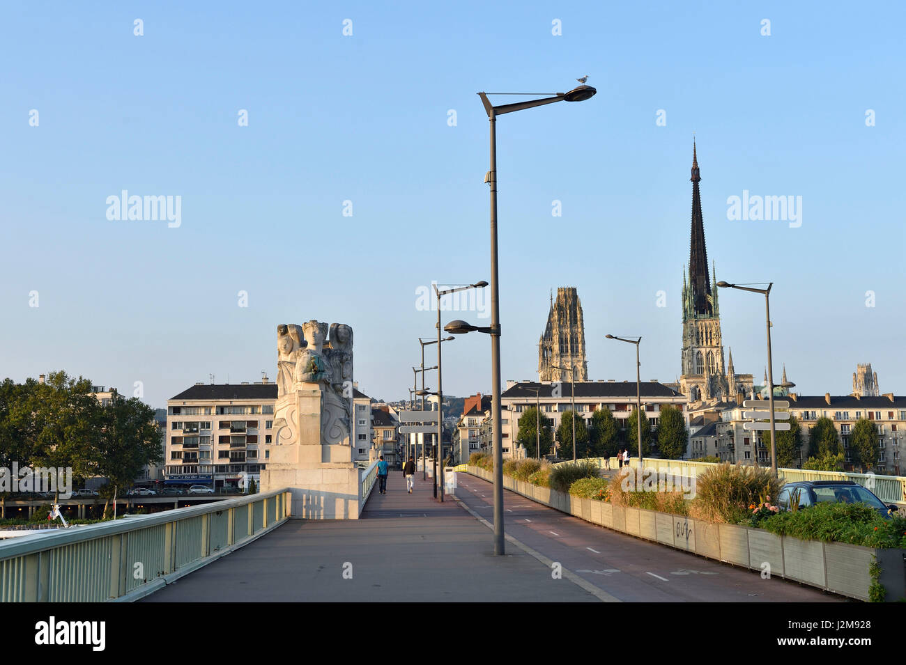 France, Seine Maritime, Rouen, Notre Dame cathedral and Boieldieu bridge over the Seine river Stock Photo