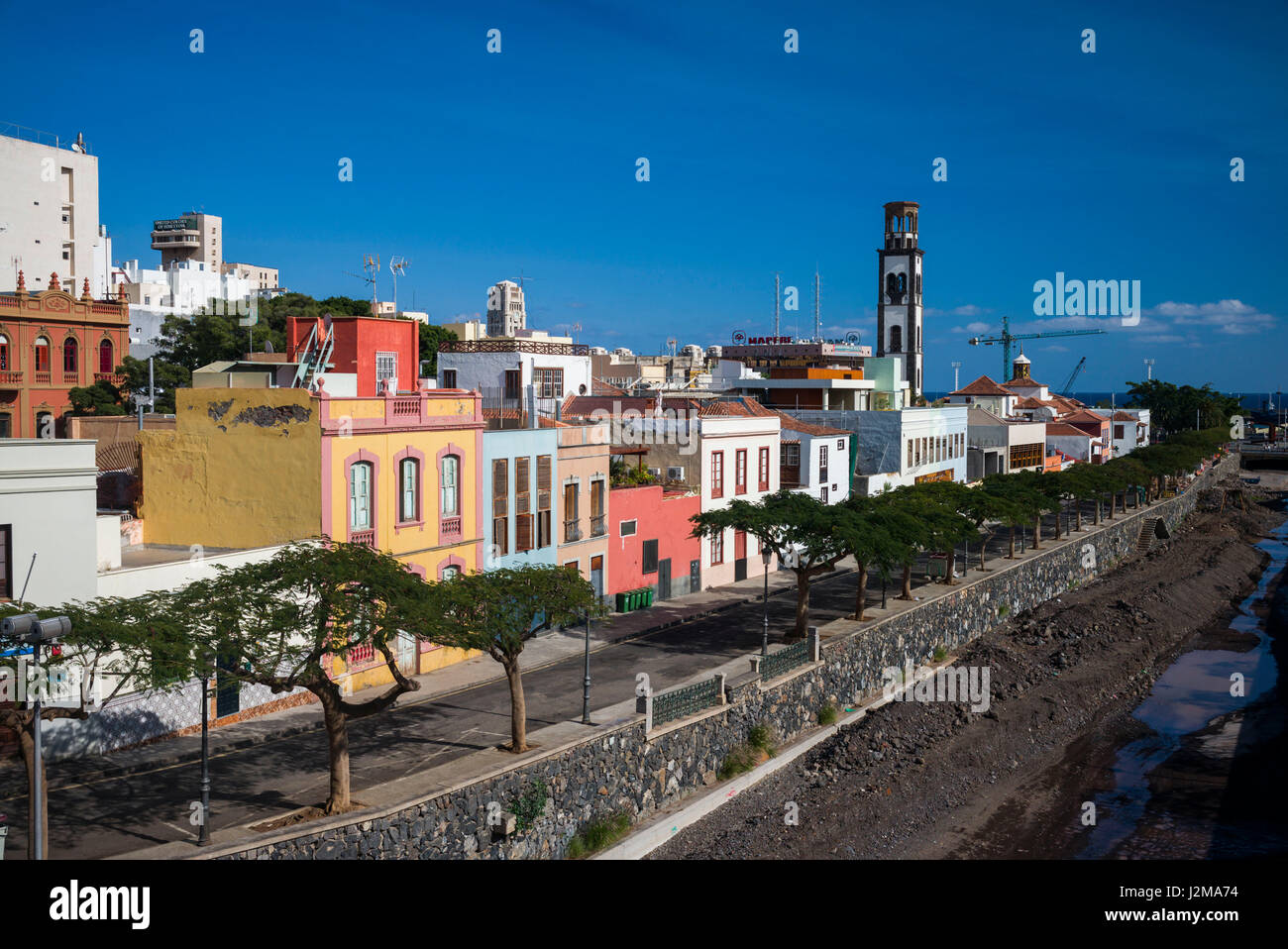 Spain, Canary Islands, Tenerife, Santa Cruz de Tenerife, buildings along the Barranco de los Santos river Stock Photo