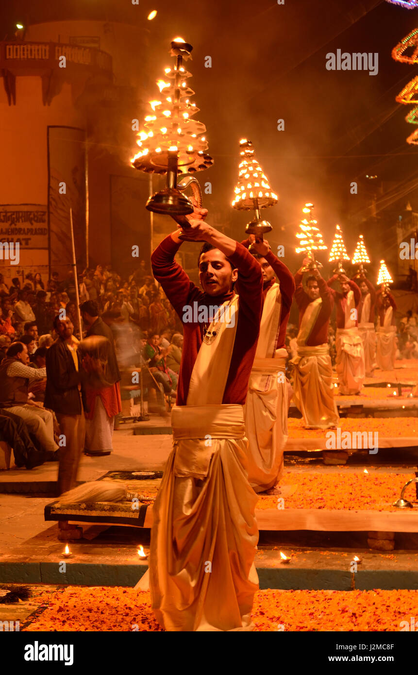 Hindu priests performs the Ganga Aarti ritual in Varanasi Stock Photo