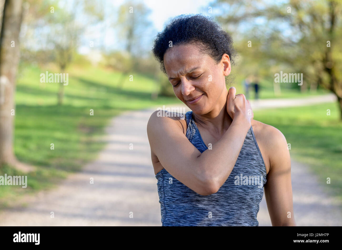 Back muscular african american woman hi-res stock photography and ...