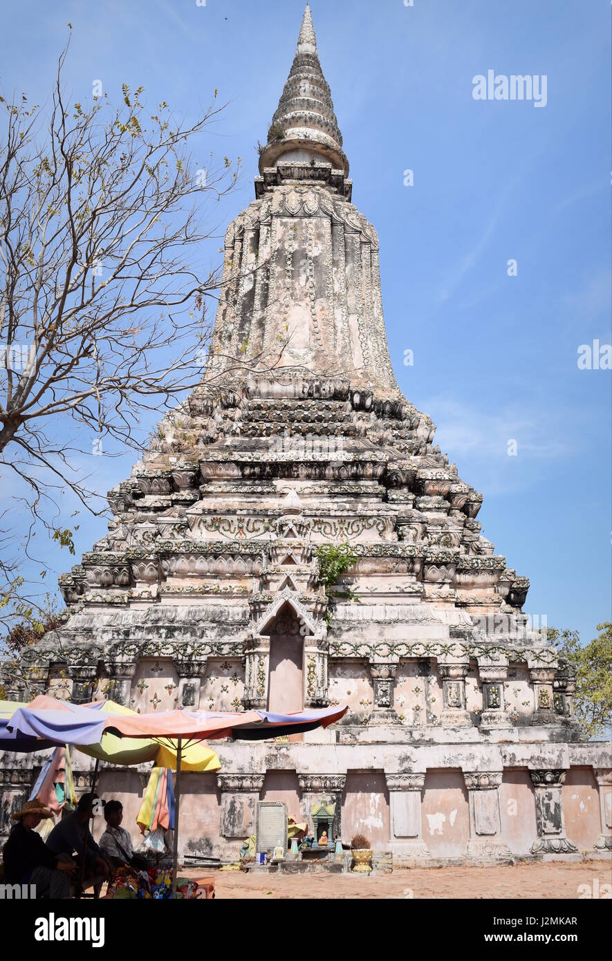 Ancient Buddhist stupa shrine on top of Phnom Oudong, Cambodia Stock Photo