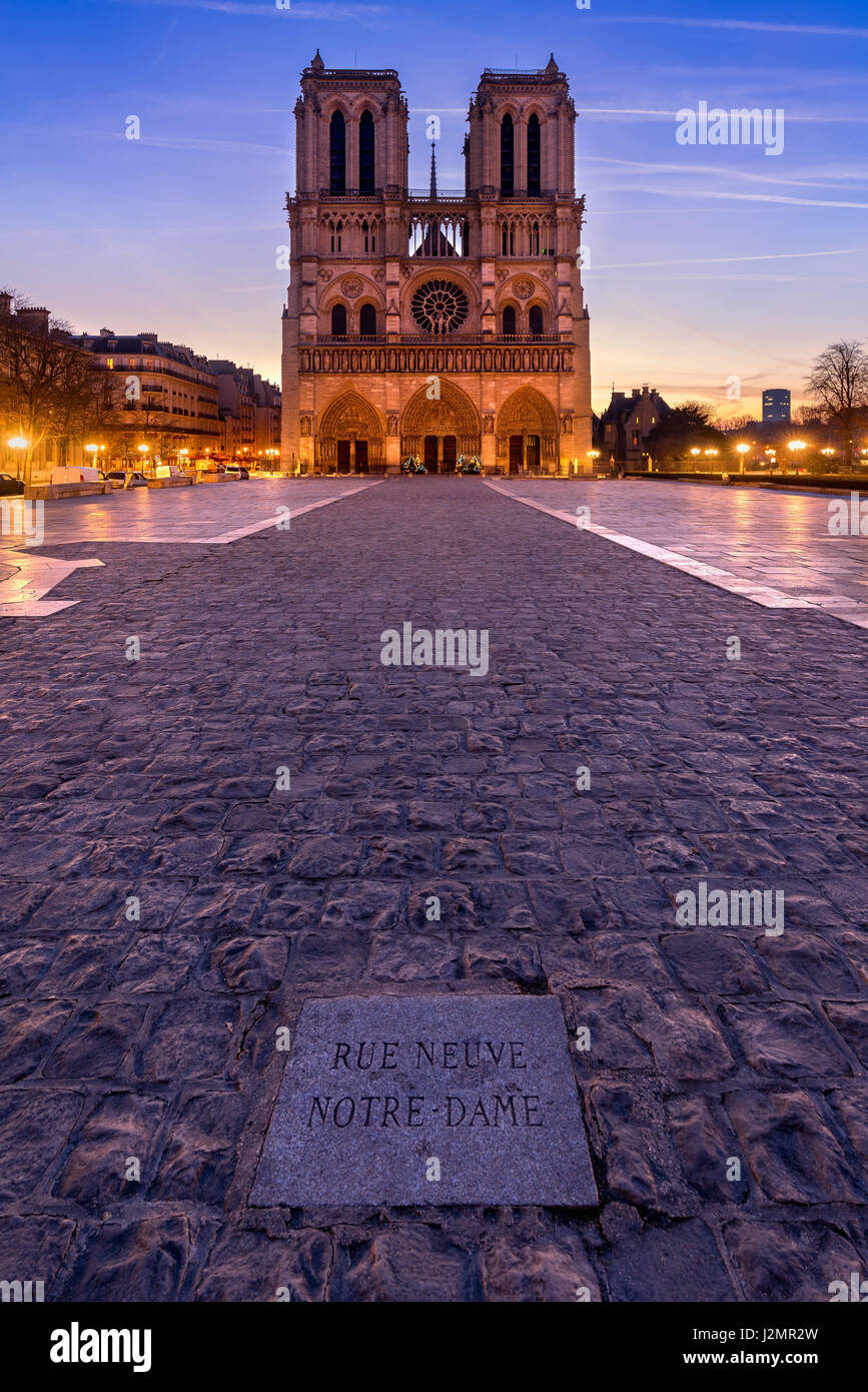 Notre Dame de Paris cathedral at sunrise. Ile de La Cite, Parvis Notre Dame (Place Jean-Paul II), 4th Arrondissement, Paris, France Stock Photo