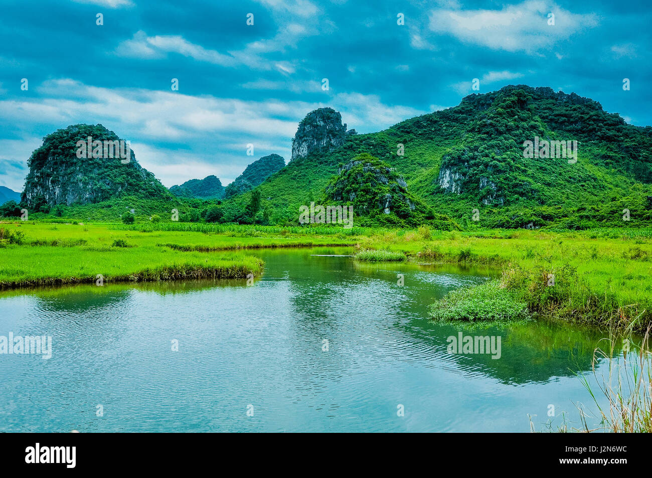 Beautiful countryside scenery in spring Stock Photo - Alamy