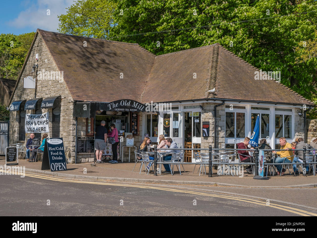 Christchurch dorset cafe hires stock photography and images Alamy