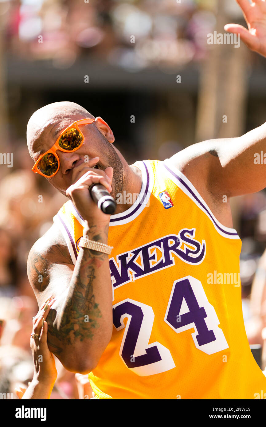 Las Vegas, NV, USA. 29th Apr, 2017. Flo Rida performs at Rehab at The ...