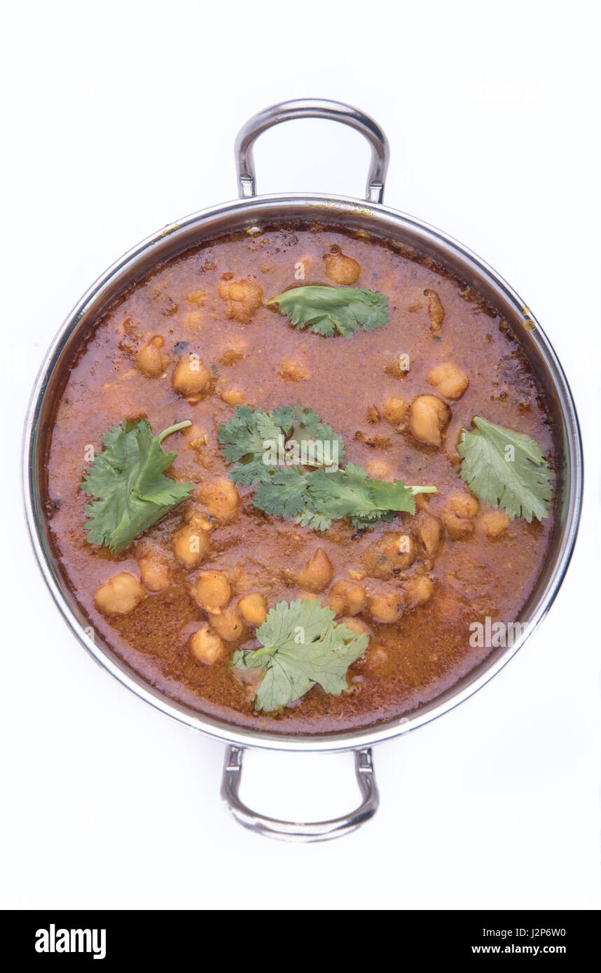 https://c8.alamy.com/comp/J2P6W0/mumbai-india-13-april-2017-chola-chana-masala-recipe-north-indian-J2P6W0.jpg