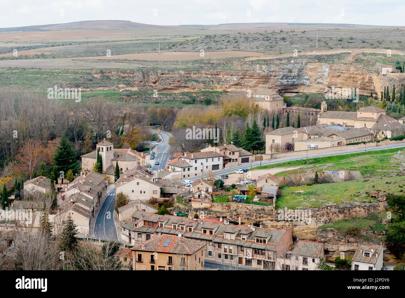 Vista aérea desde el mirador del valle del río Eresma del santuario de la virgen de la Fuencisla y el convento de los carmelitas descalzos en Segovia. Stock Photo
