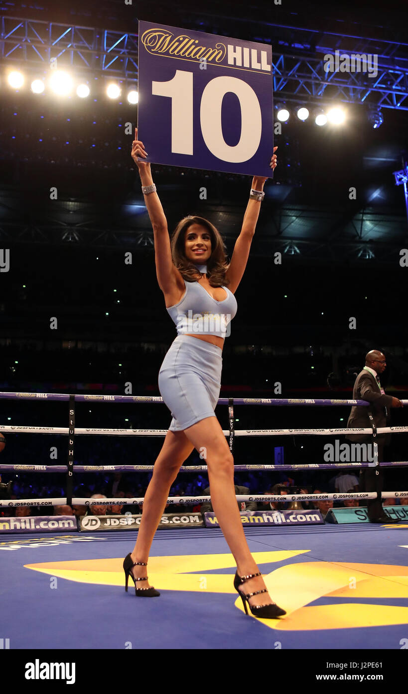 Ring girls hi-res stock photography and images - Alamy