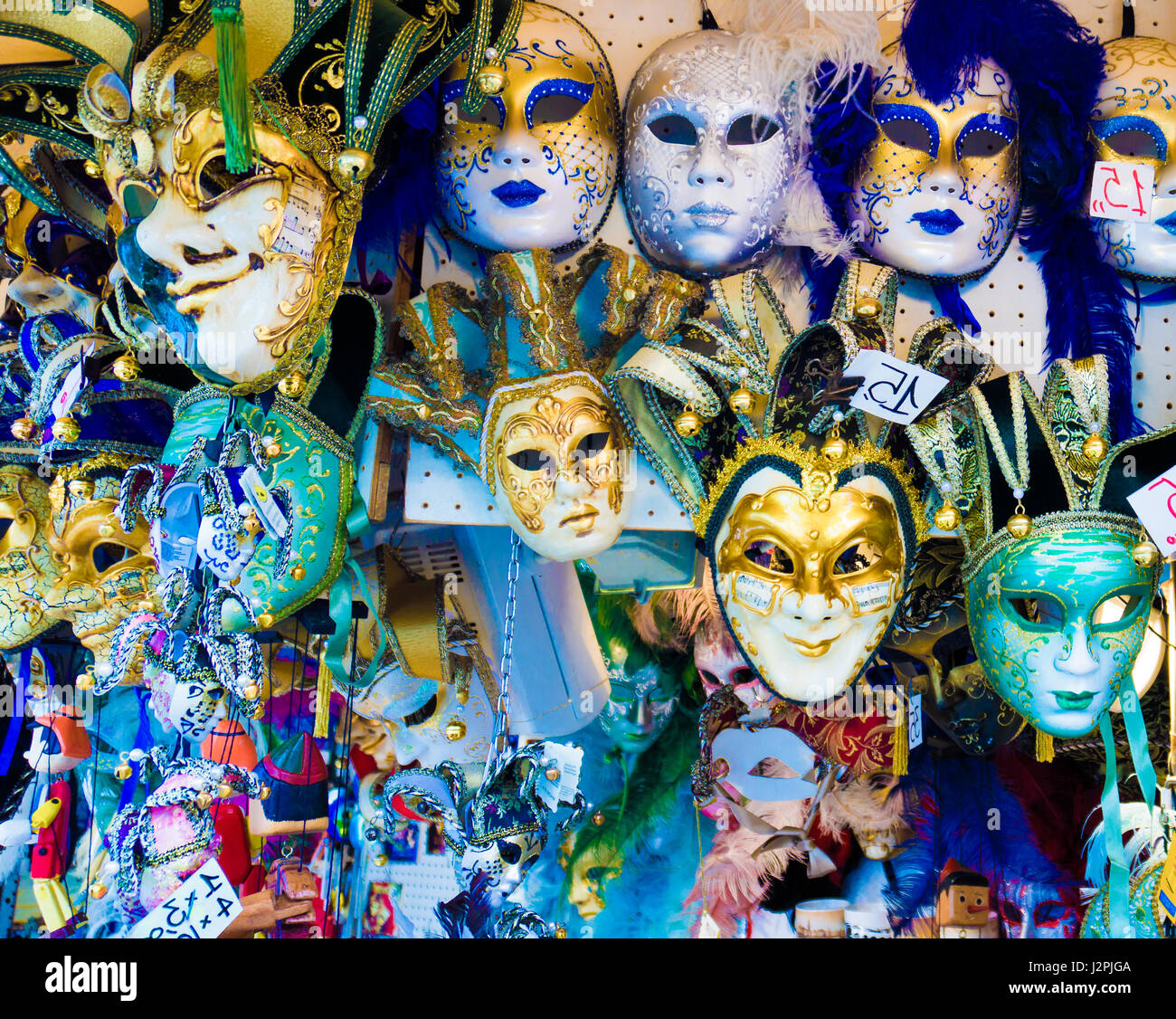 Artistic masks hi-res stock photography and images - Alamy
