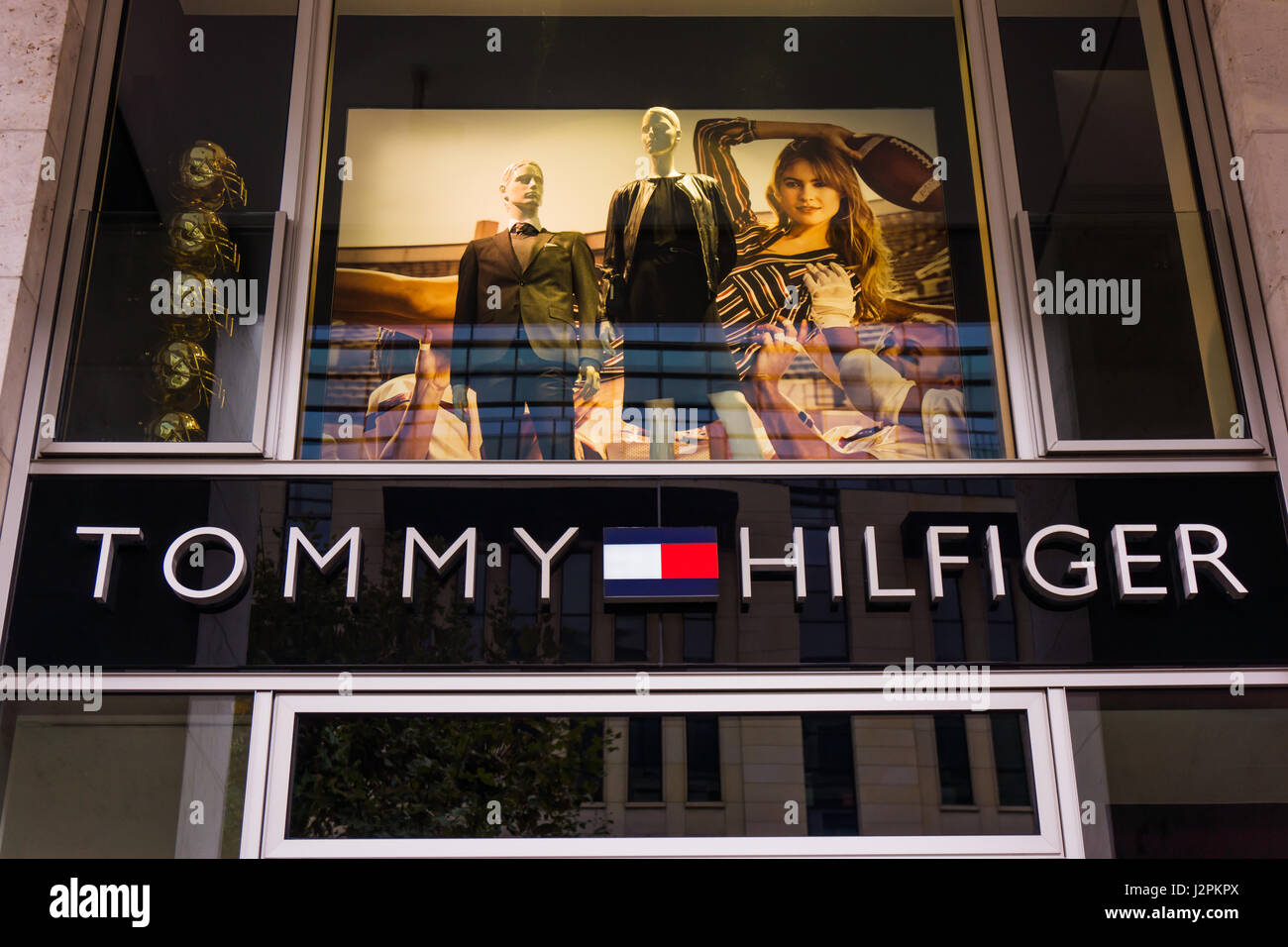 Tommy hilfiger outlet store outlet High Resolution Stock Photography and  Images - Alamy