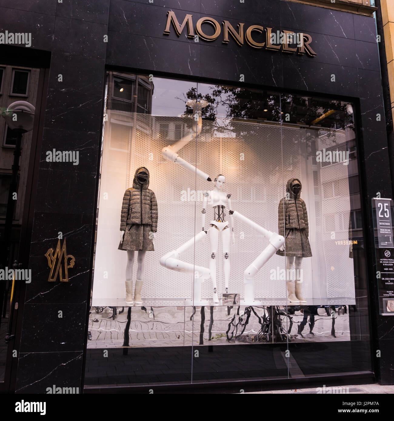 FRANKFURT,GERMANY - Oktober 24, 2015: Side view of Moncler store in Stock  Photo - Alamy