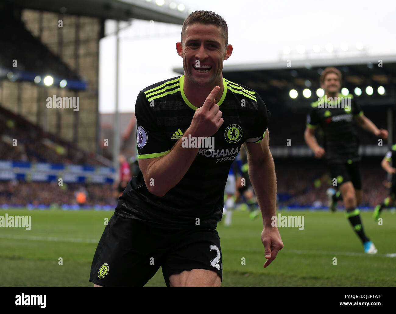 Gary cahill chelsea hi-res stock photography and images - Page 2 - Alamy