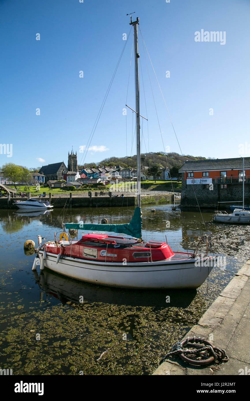 The charming Georgian port town of Aberaeron, Ceredigion, West Wales with sailing boats and fishing boats in the harbour. Stock Photo