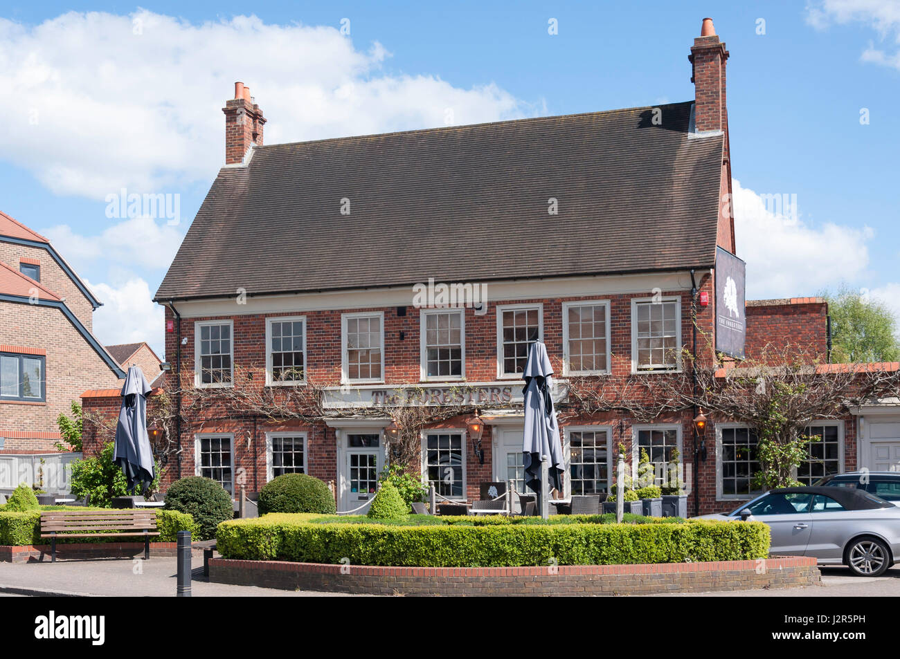 The Foresters Pub The Broadway Beaconsfield Road Farnham - 