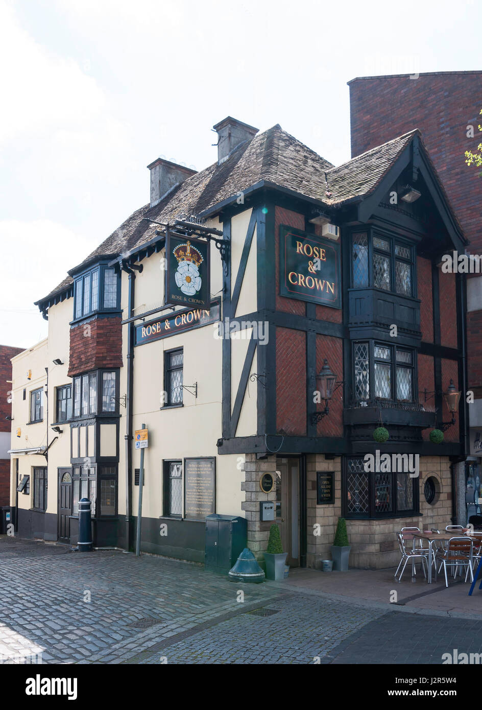 16th Century Rose Crown Pub Market Place Hitchin - 