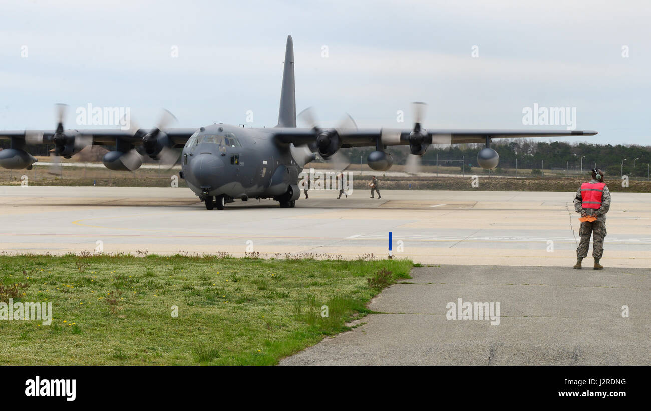 106th rescue wing air hi-res stock photography and images - Alamy