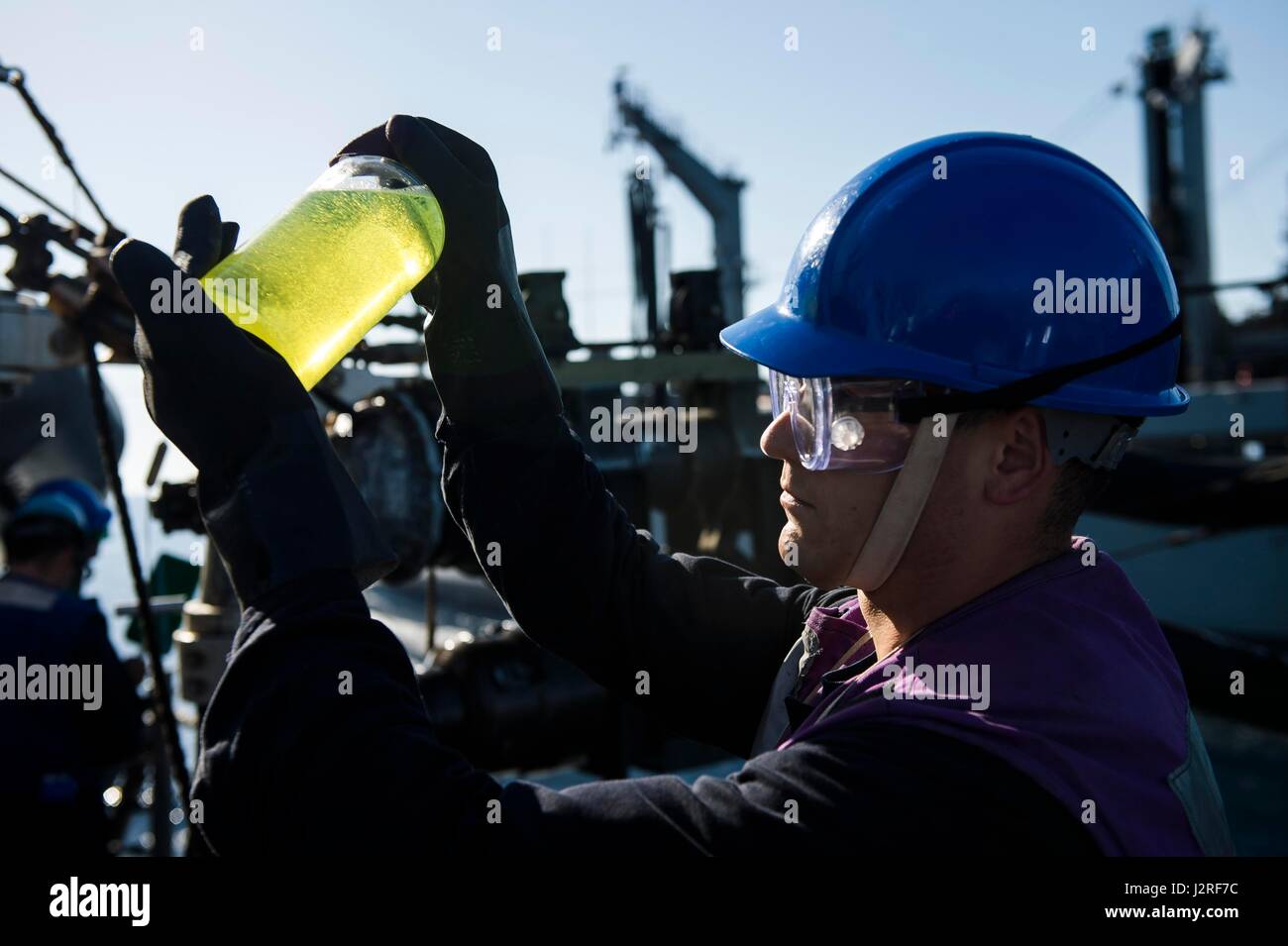 170426NFQ994135 MEDITERRANEAN SEA (April 26, 2017) Gas Turbine