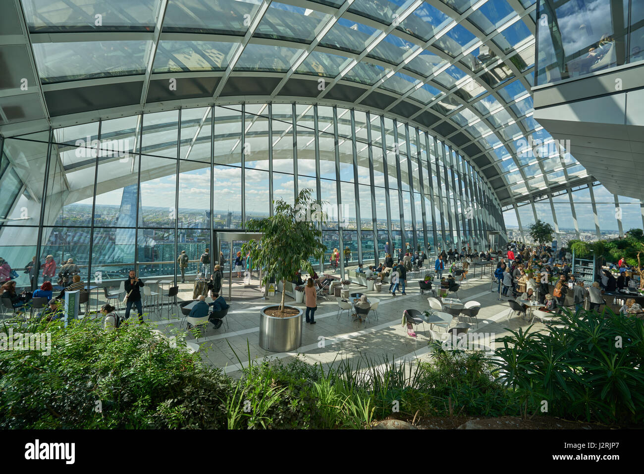 Sky garden roof hi-res stock photography and images - Alamy