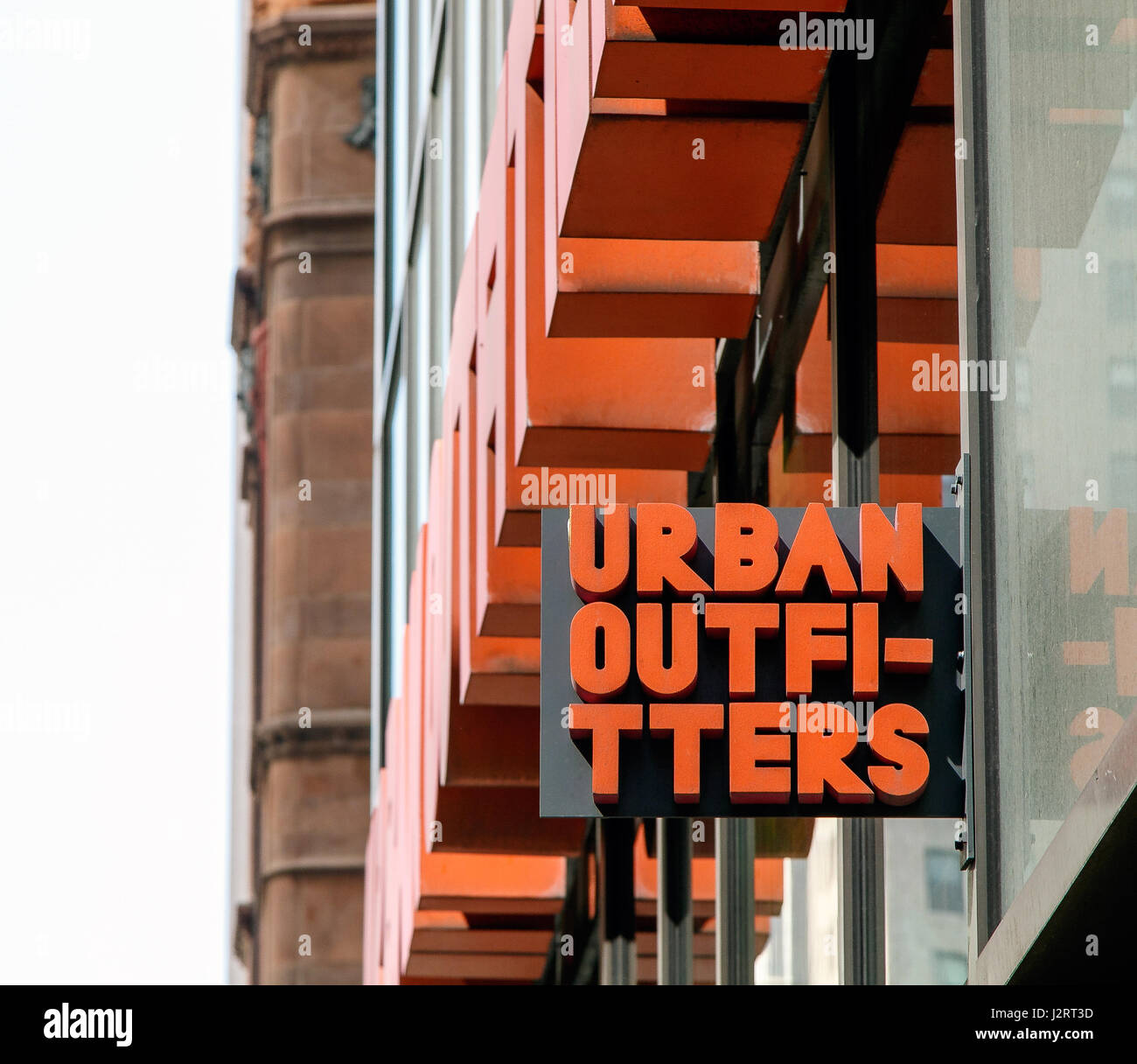 Urban outfitters new york hires stock photography and images Alamy