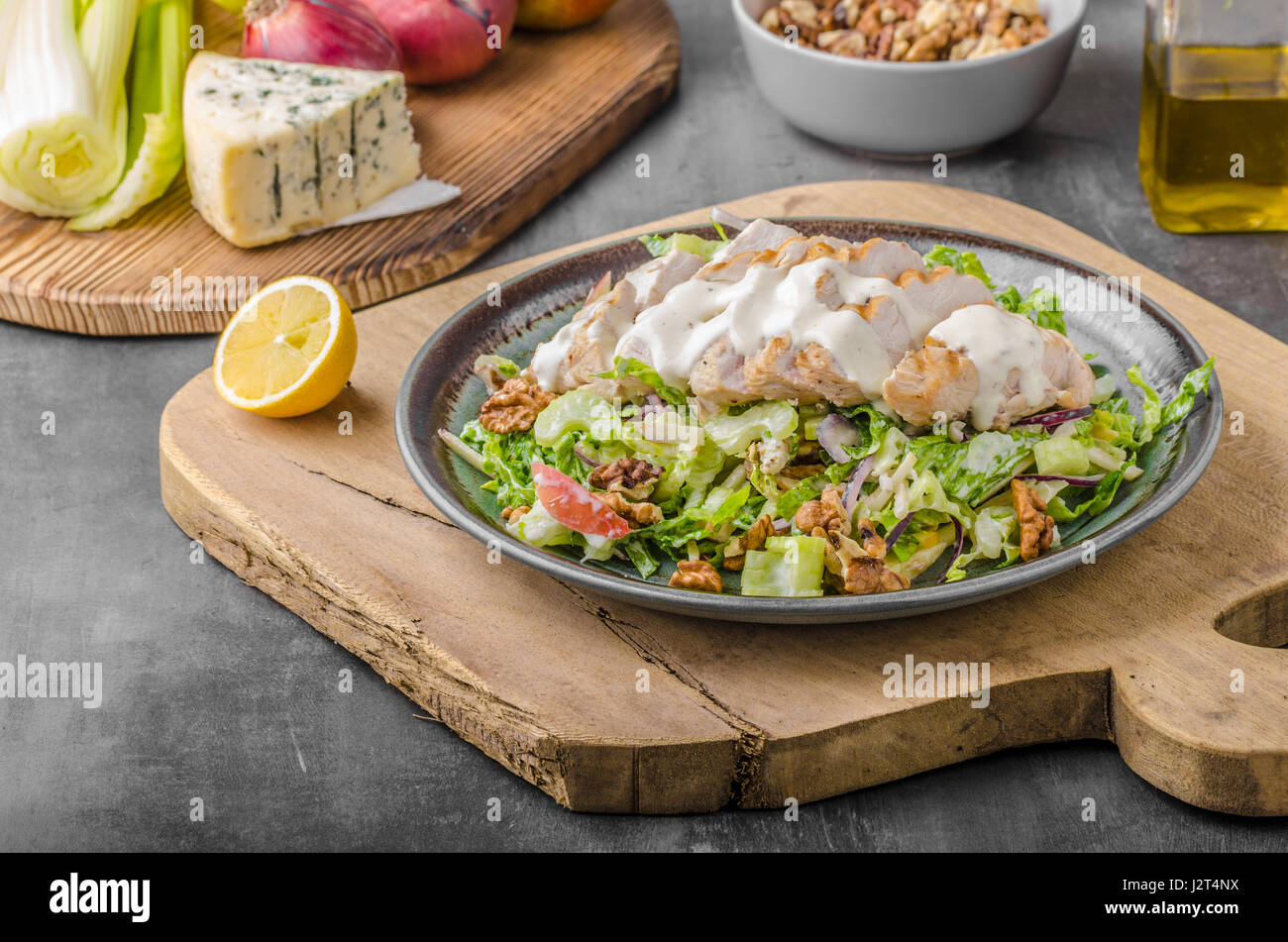 Waldorf salad with grilled chicken, delicious and simple recipe with