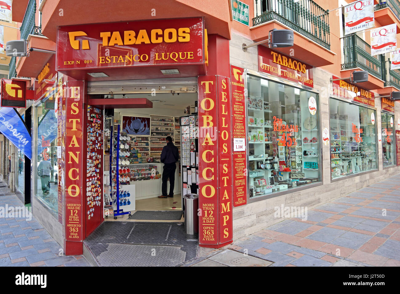 Tobacconists shop hires stock photography and images Alamy