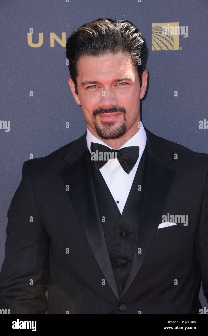 Ryan paevey hires stock photography and images Alamy