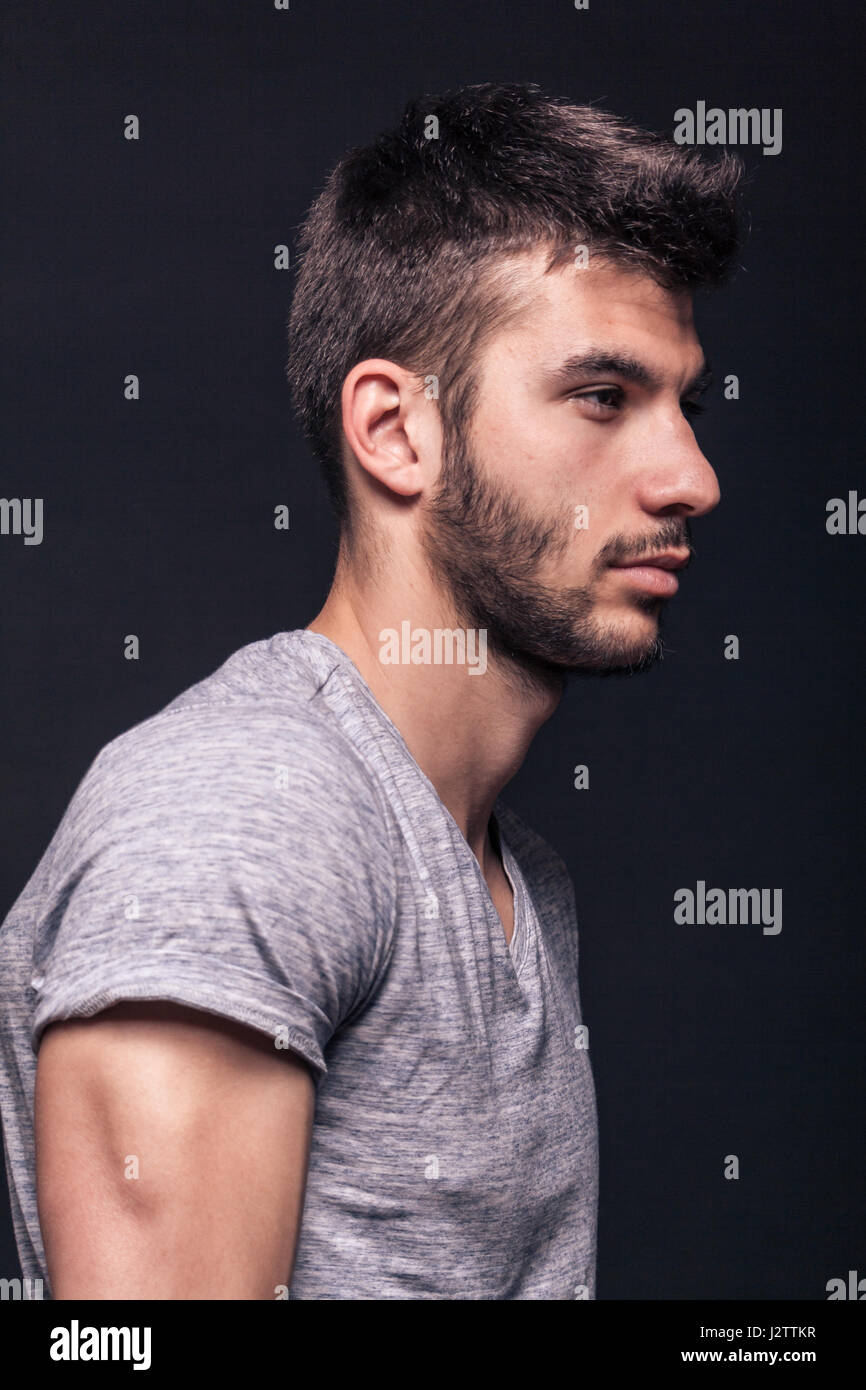 handsome man, side view, portrait, face head shoulders arms muscular Stock  Photo - Alamy