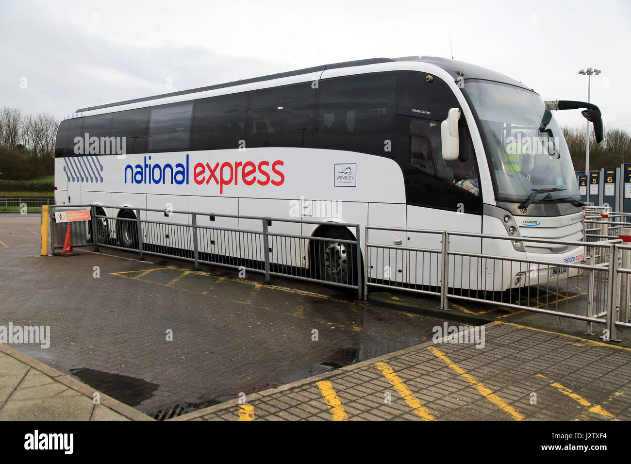 National Express Coach bus service at bus station, Stansted airport, Essex,  England, UK Stock Photo - Alamy