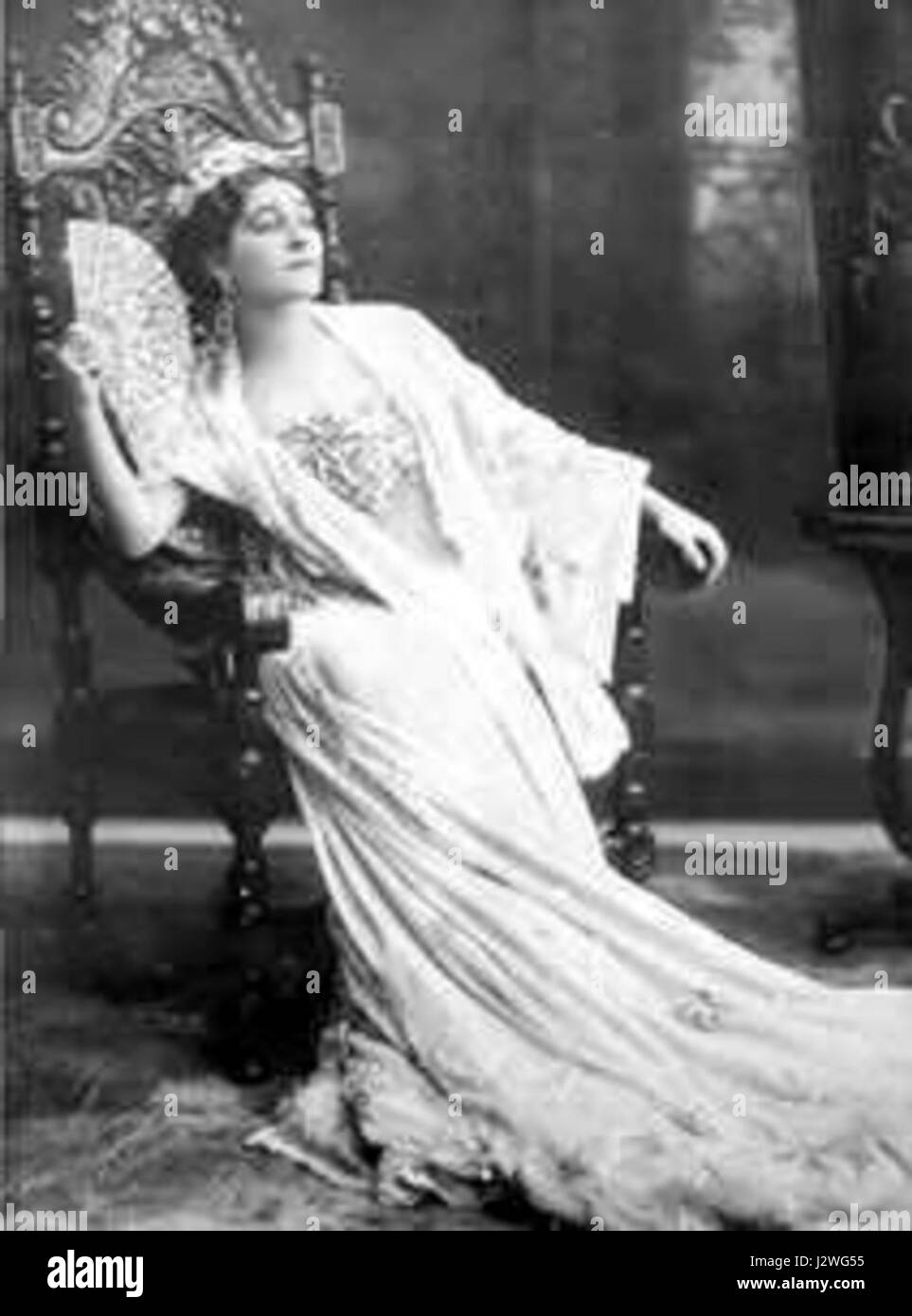 Fashion 1800s hi-res stock photography and images - Alamy