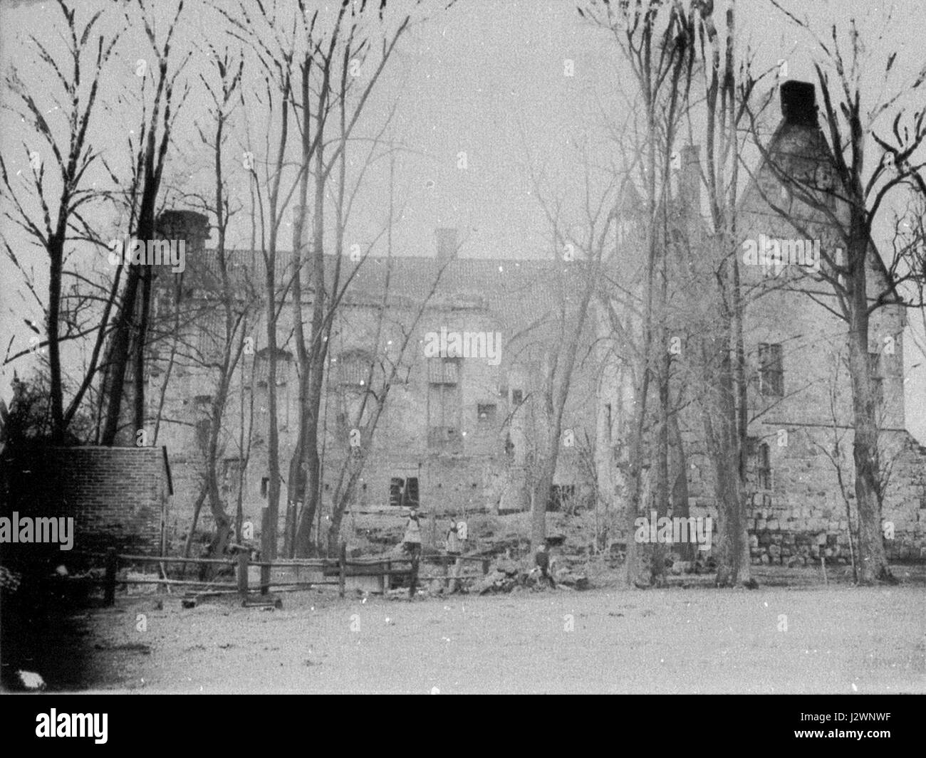 Arnold Loehnberg Ostseite Burg Altena Schuettorf 1903 neu Stock Photo