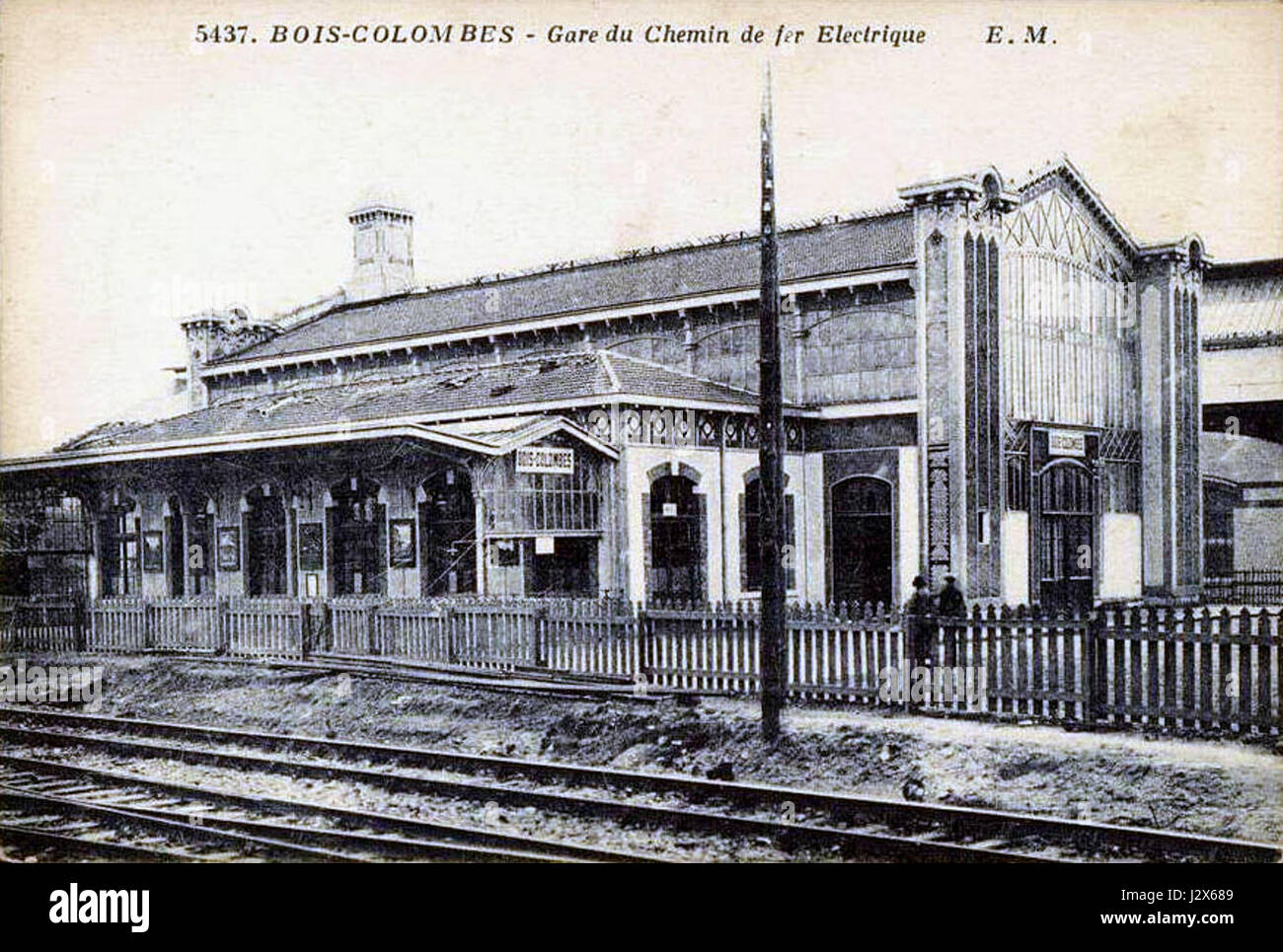 Livre, chemins de fer du Loiret et cartes postales anciennes