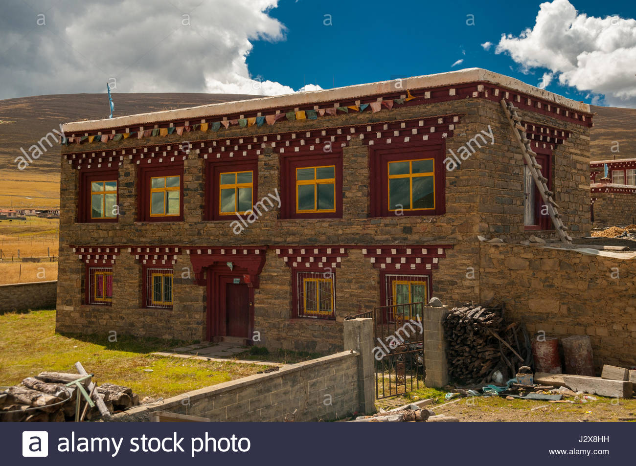 Traditional Tibet House Stock Photos & Traditional Tibet House Stock Images Alamy