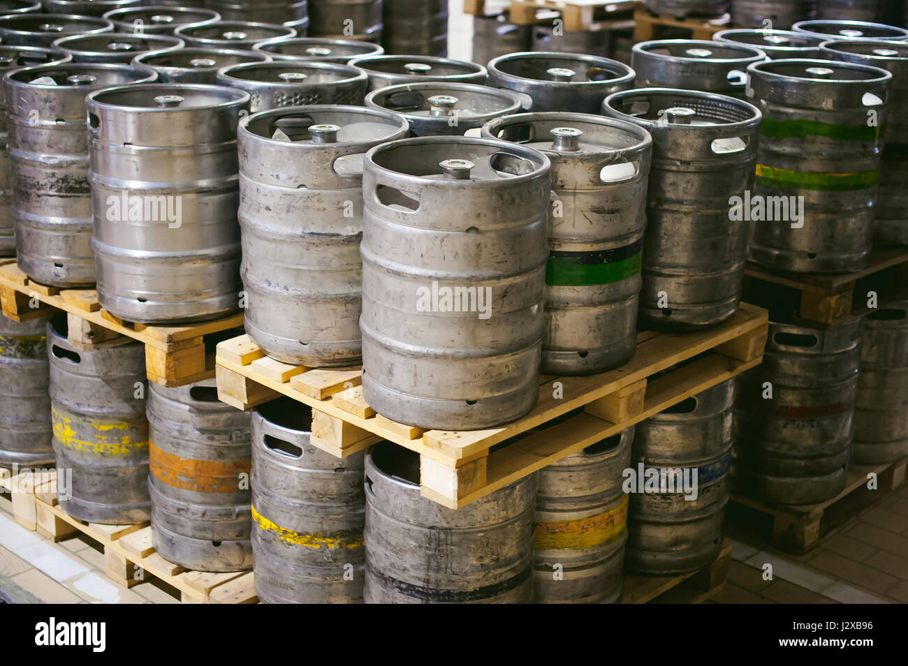 beer kegs. many metal beer keg stand in rows in a warehouse Stock Photo 139491890 Alamy