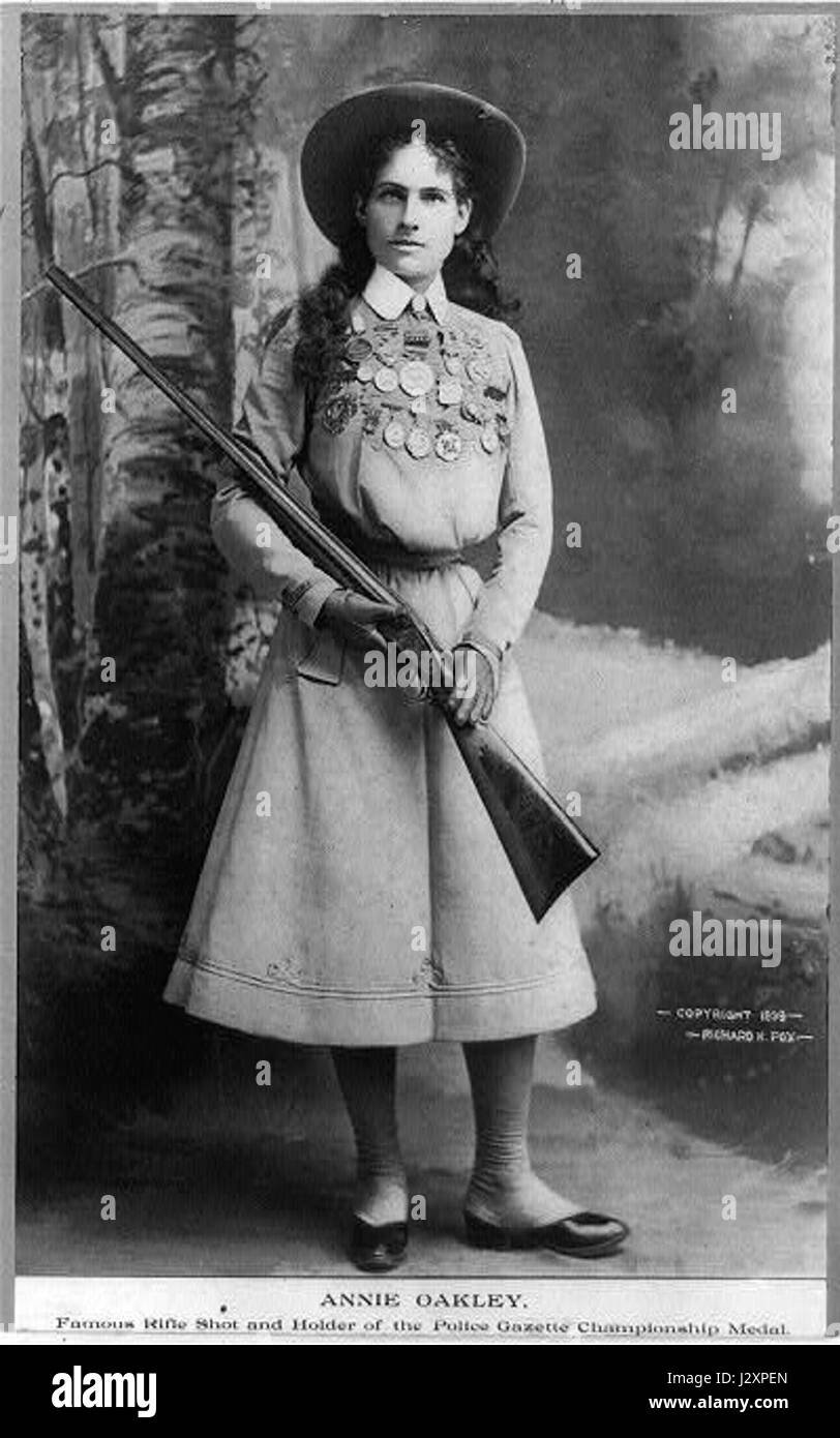 Annie Oakley Portrait Stock Photo Alamy annie-oakley-portrait-stock-photo-alamy