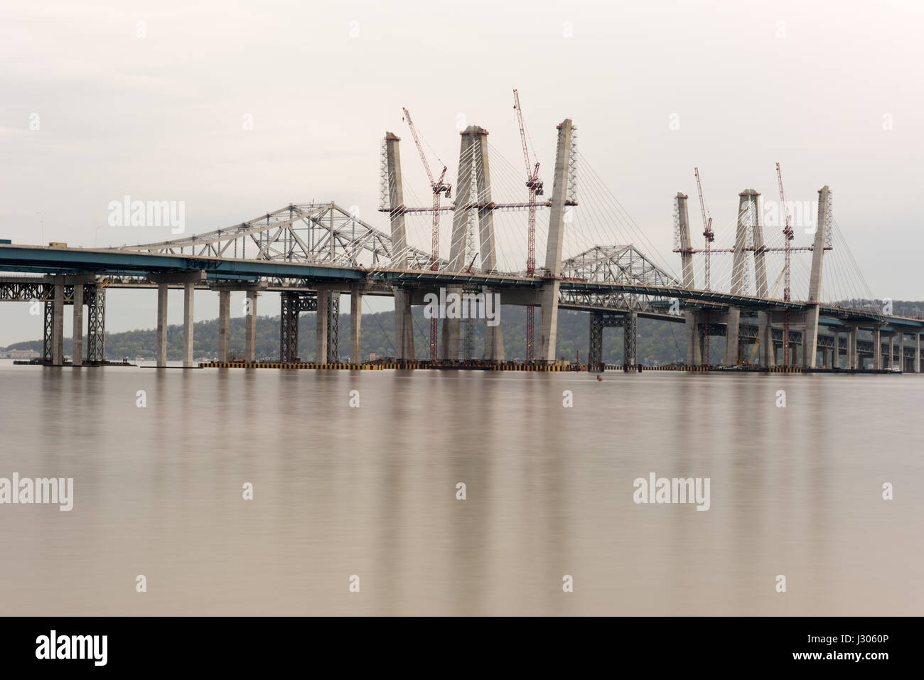 The new Tappan Zee bridge under construction across the Hudson River in