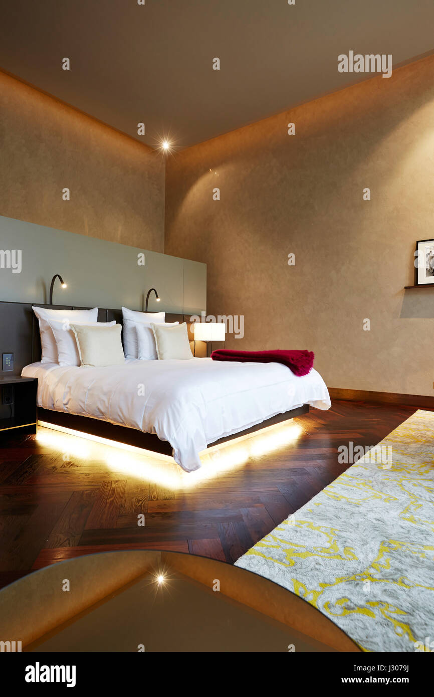 Hotel suite room germany stock photos & hotel suite room germany ...
