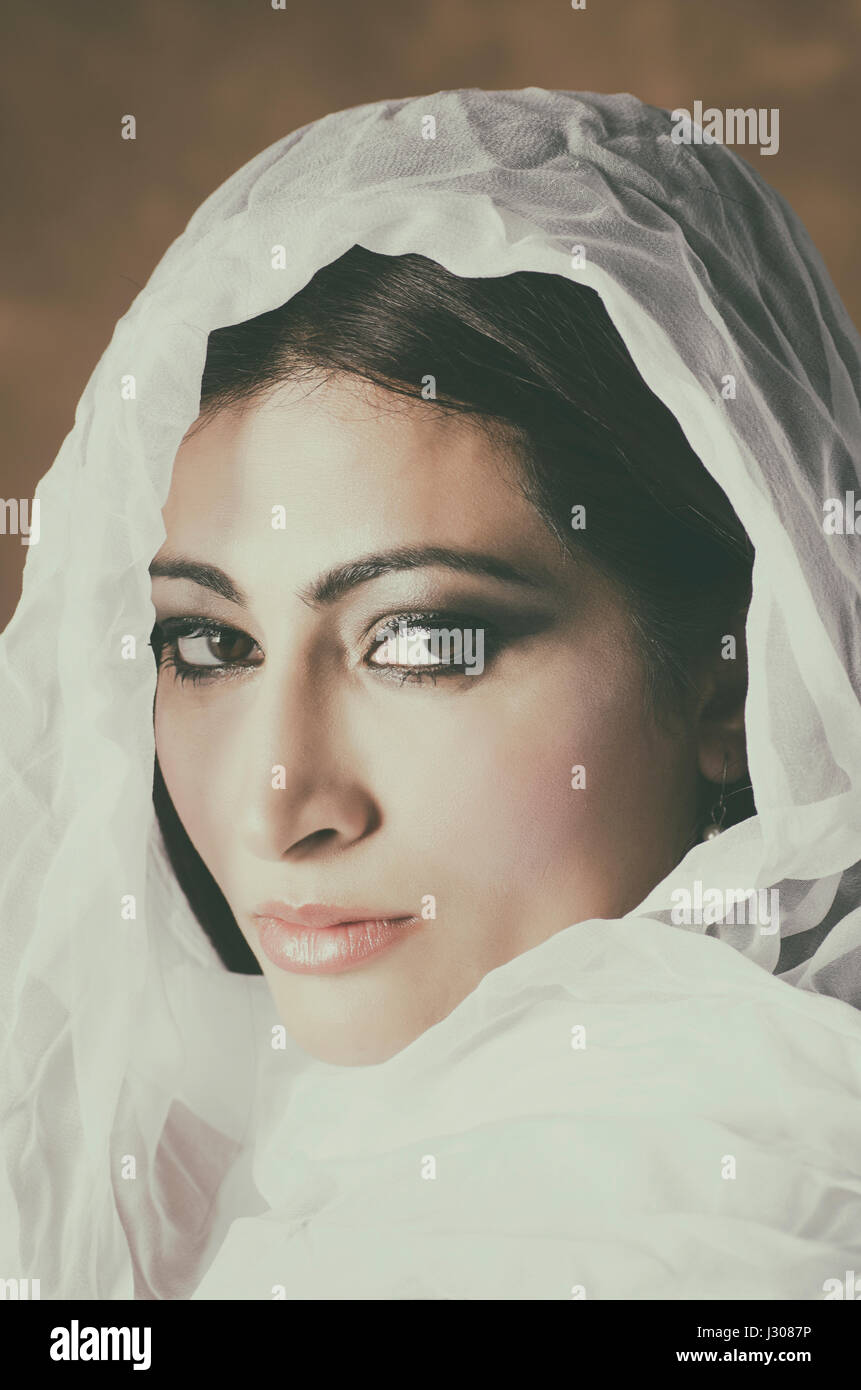 Indian muslim woman hi-res stock photography and images - Alamy