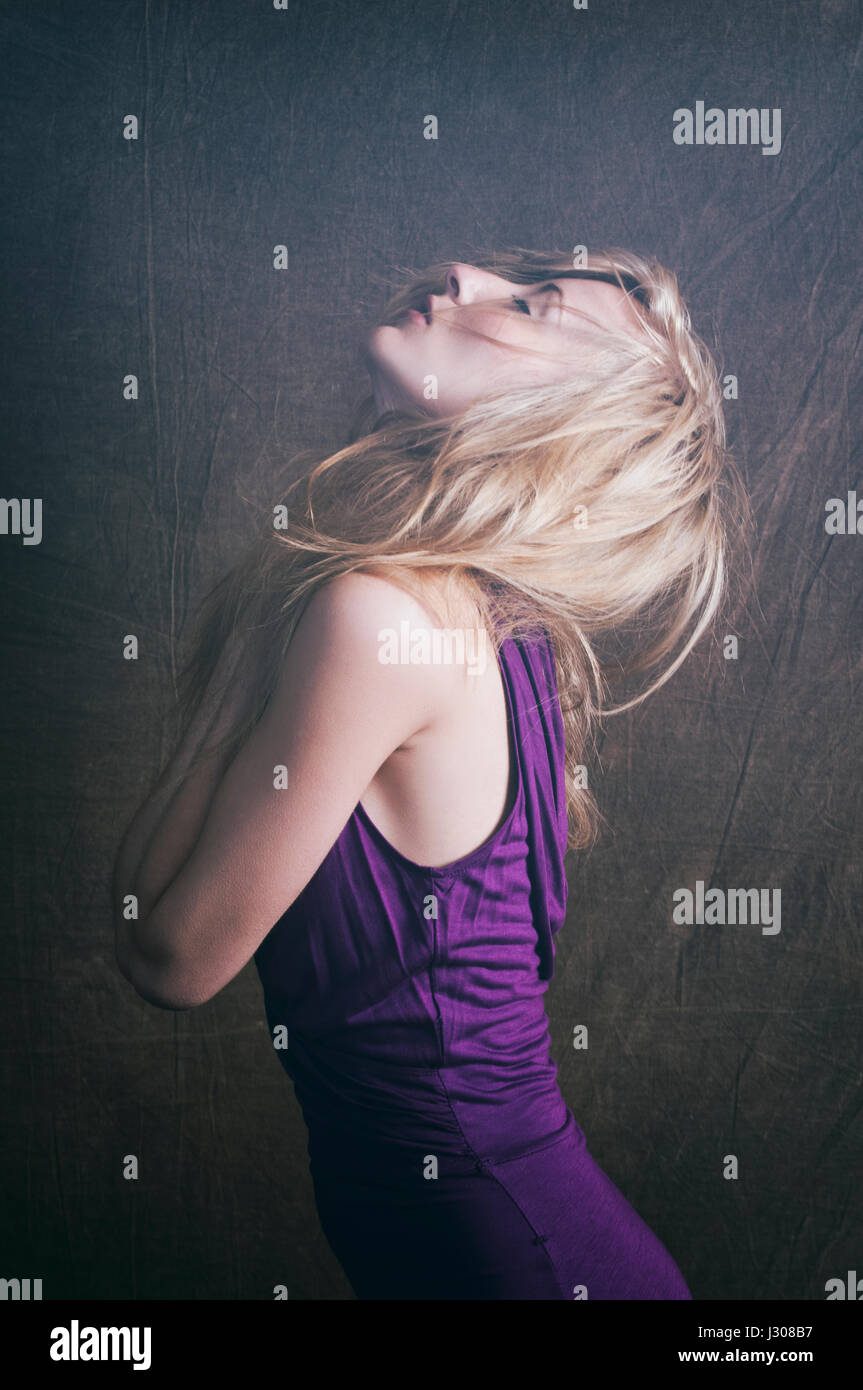 Beautiful young slim blonde woman hi-res stock photography and images ...