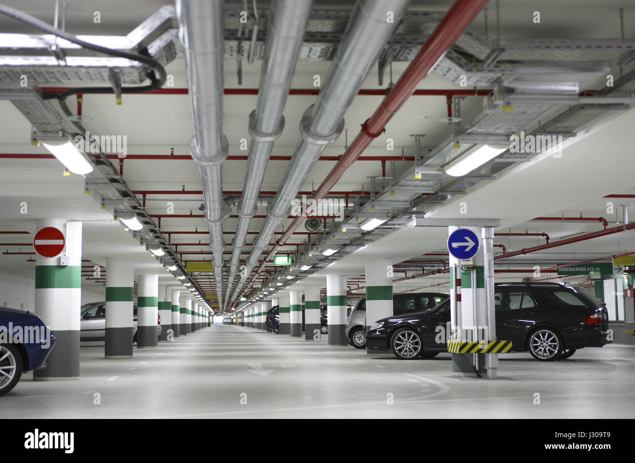 Germany, Cologne, multi-storey car park at the Rheinau harbour,this parking garage is with 1,6 kilometers length the longest in Europe Stock Photo