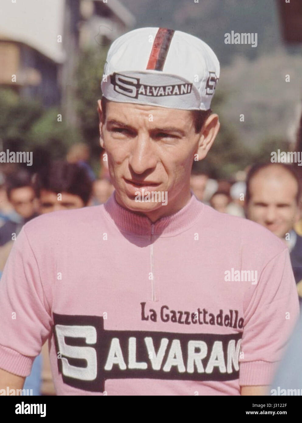 1967 CICLISMO - GIRO D'ITALIA Felice GIMONDI firma autografi ai fan *Foto 18x13