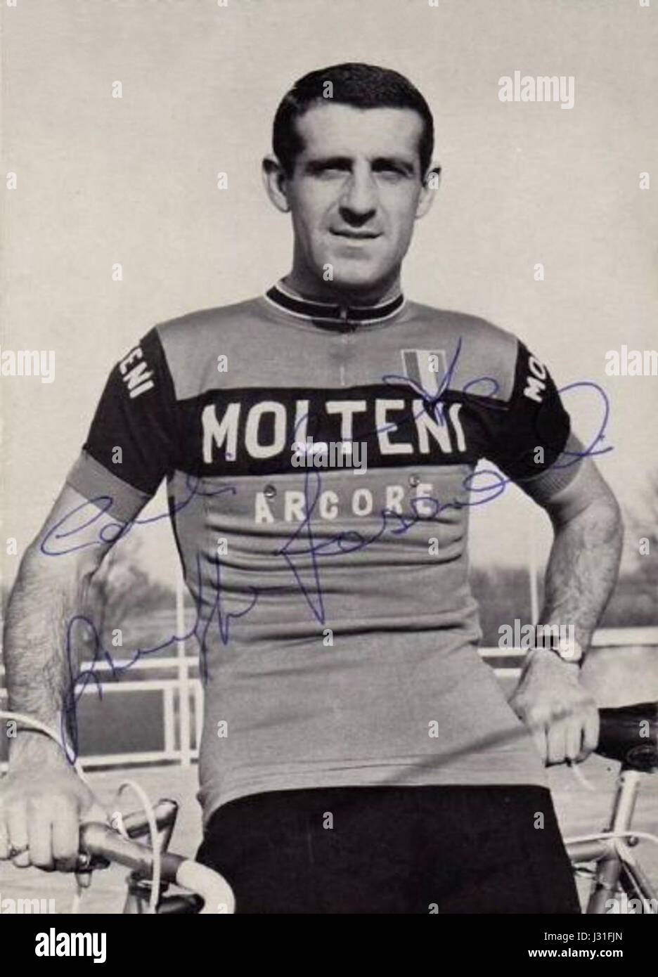 GIUSEPPE FEZZARDI FESTEGGIATO A VARESE